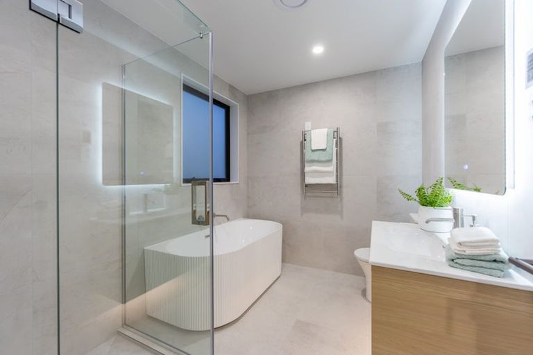 Photo of property in 17 Tupa Street, Long Bay, Auckland, 0630