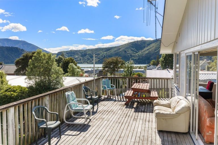 Photo of property in 14 Lawrence Street, Havelock, 7100