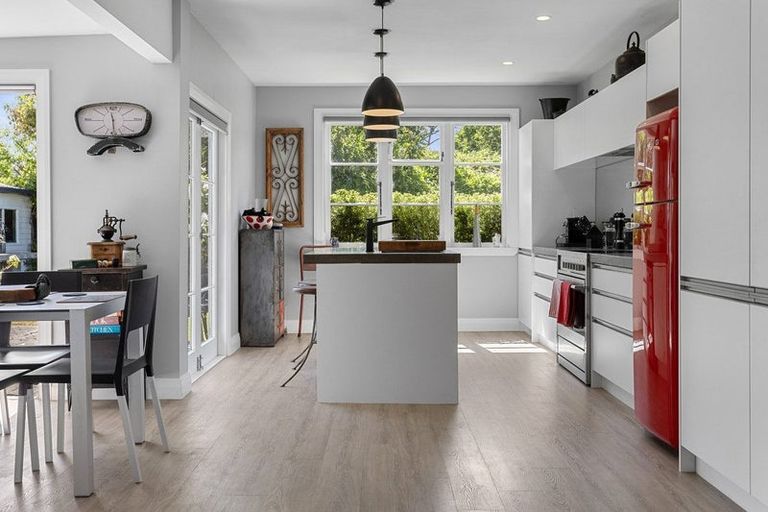 Photo of property in 174 Cranford Street, St Albans, Christchurch, 8014