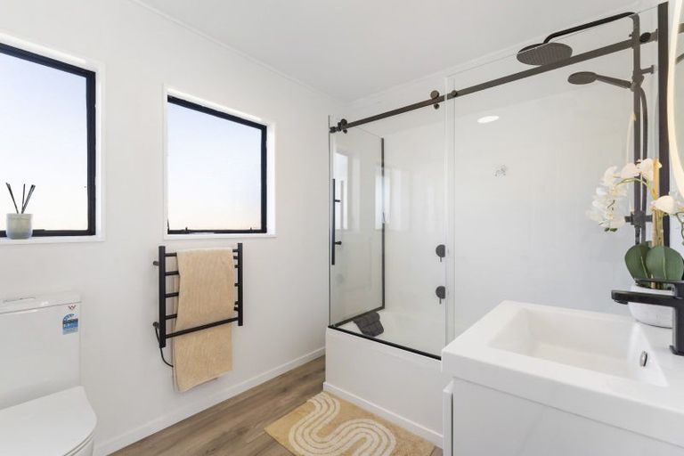 Photo of property in 15 Spackman Crescent, Paraparaumu, 5032