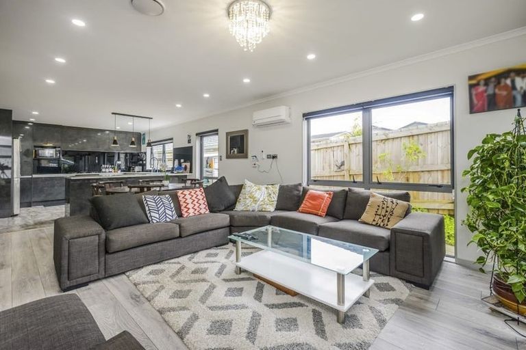 Photo of property in 188 Hill Road, Manurewa, Auckland, 2105