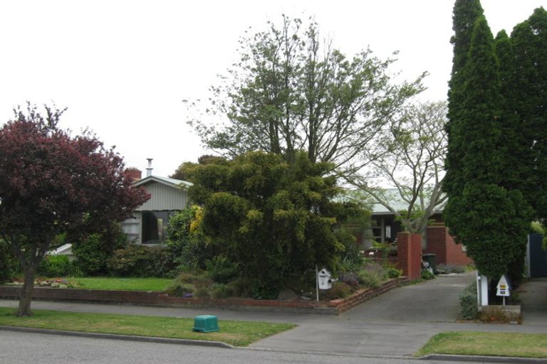 Photo of property in 72 Toorak Avenue, Avonhead, Christchurch, 8042