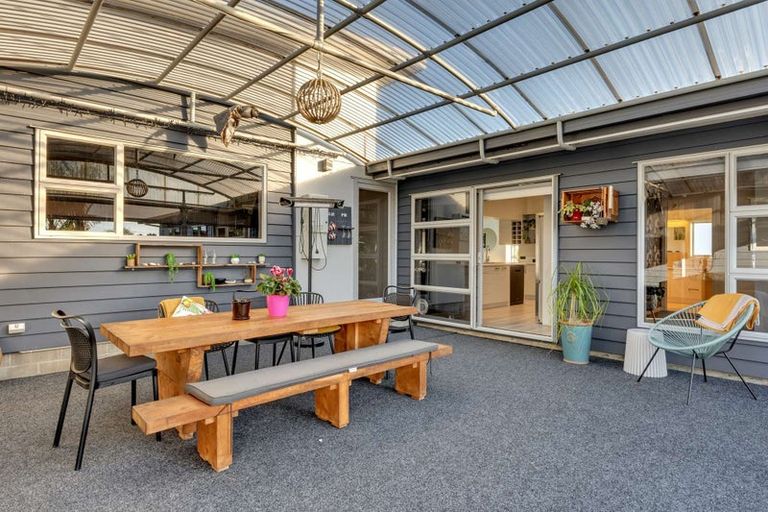 Photo of property in 351 Henwood Road, Hillsborough, New Plymouth, 4372