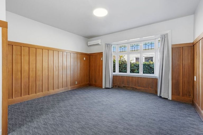 Photo of property in 27 Massey Crescent, St Albans, Christchurch, 8014