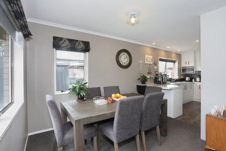 Photo of property in 3 Vista Drive, Feilding, 4702