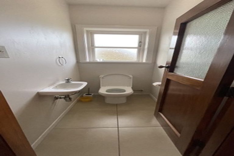 Photo of property in 19 Hindmarsh Street, Johnsonville, Wellington, 6037