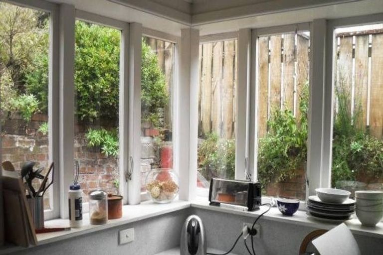 Photo of property in 14 Wallace Street, Mount Cook, Wellington, 6021