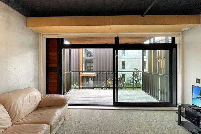 Photo of property in Vedado Apartments, 305/41u Hopper Street, Mount Cook, Wellington, 6011