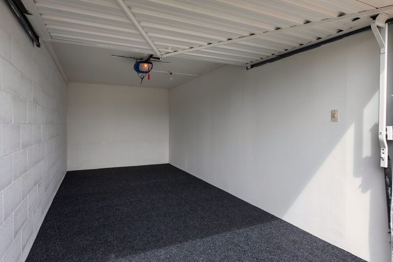 Photo of property in 2/69 Coronation Road, Papatoetoe, Auckland, 2025