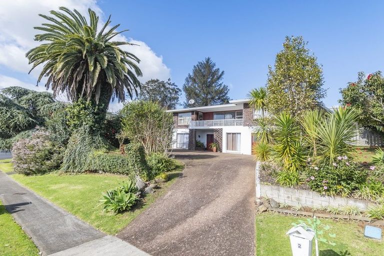 Photo of property in 2 Hogan Street, Pukekohe, 2120