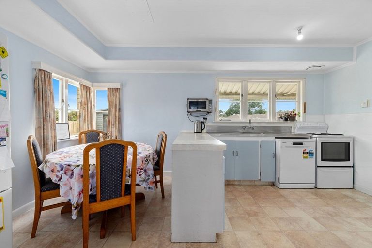 Photo of property in 24 Hikutaia Street, Te Aroha, 3320