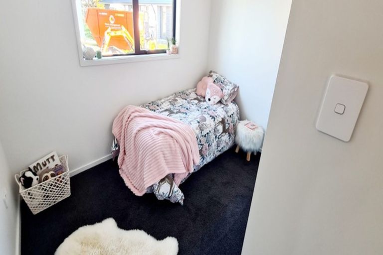 Photo of property in 30 Oldfield Lane, Marton, 4710