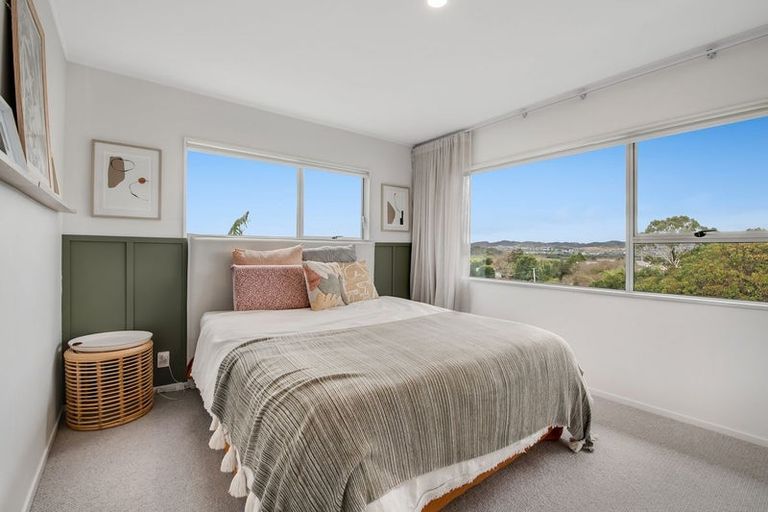 Photo of property in 20b Moffat Road, Red Beach, 0932