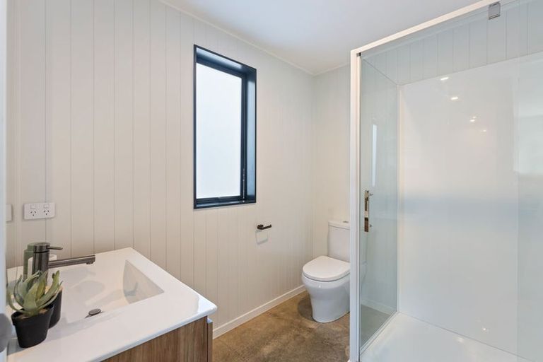 Photo of property in 9 Kaiwaru Place, Waikanae, 5036