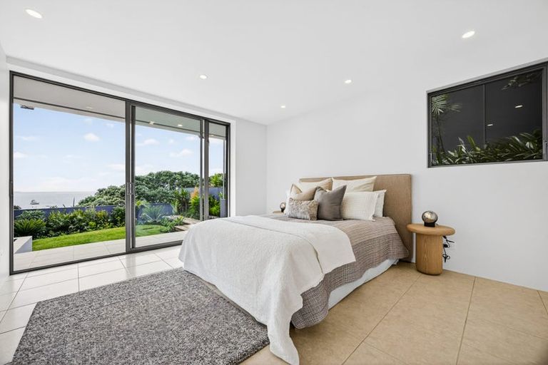 Photo of property in 19 Bournemouth Terrace, Murrays Bay, Auckland, 0630