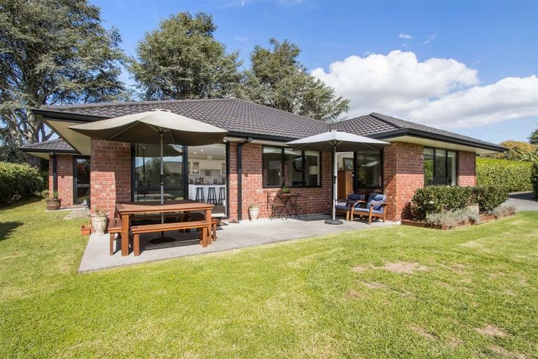 Photo of property in 48 Kayelene Place, Omokoroa, 3114