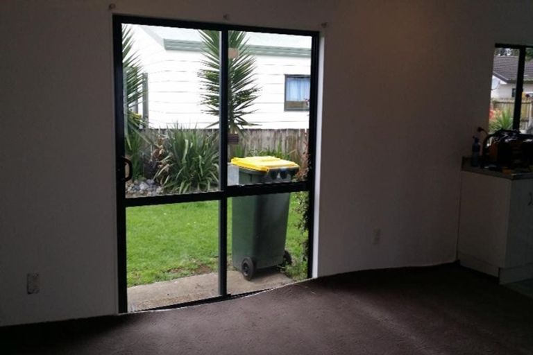 Photo of property in 26 Barneys Farm Road, Clendon Park, Auckland, 2103