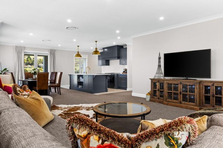 Photo of property in 1 Ridgeway Terrace, Taradale, Napier, 4112