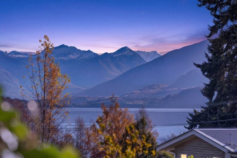 Photo of property in 35a Aubrey Road, Wanaka, 9305