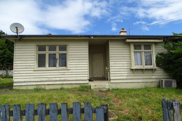 Photo of property in 28 Ocean Beach Road, Bluff, 9814