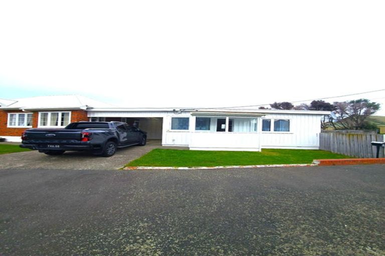 Photo of property in 9 The Quadrant, Miramar, Wellington, 6022