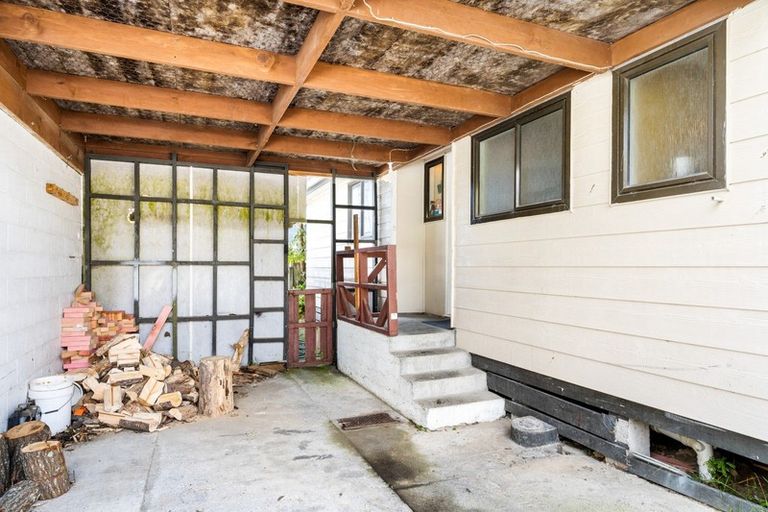 Photo of property in 79f2- Gemstone Drive, Birchville, Upper Hutt, 5018