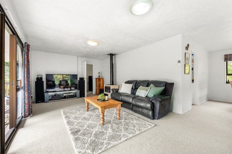 Photo of property in 70 Kaitoke Loop, Kaitoke, Upper Hutt, 5018