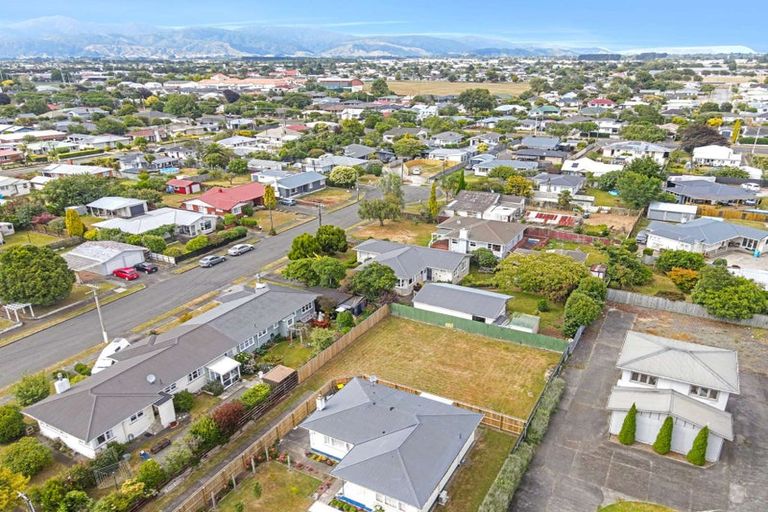 Photo of property in 27a Elizabeth Street, Levin, 5510