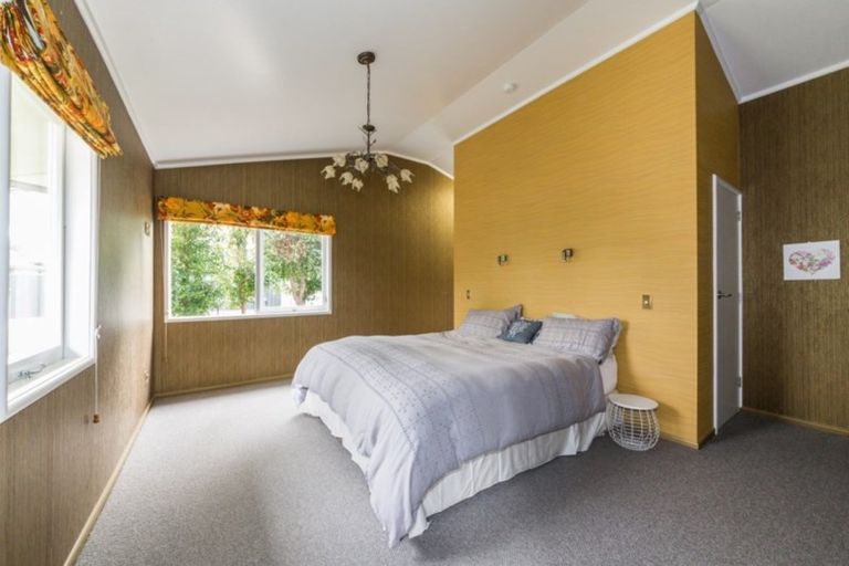 Photo of property in 9 Harpham Street, Taradale, Napier, 4112