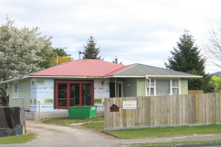 Photo of property in 6 Homedale Street, Pukehangi, Rotorua, 3015