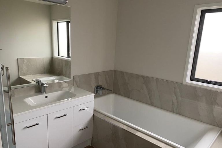 Photo of property in 34u2 Glenview Terrace, Glenview, Hamilton, 3206