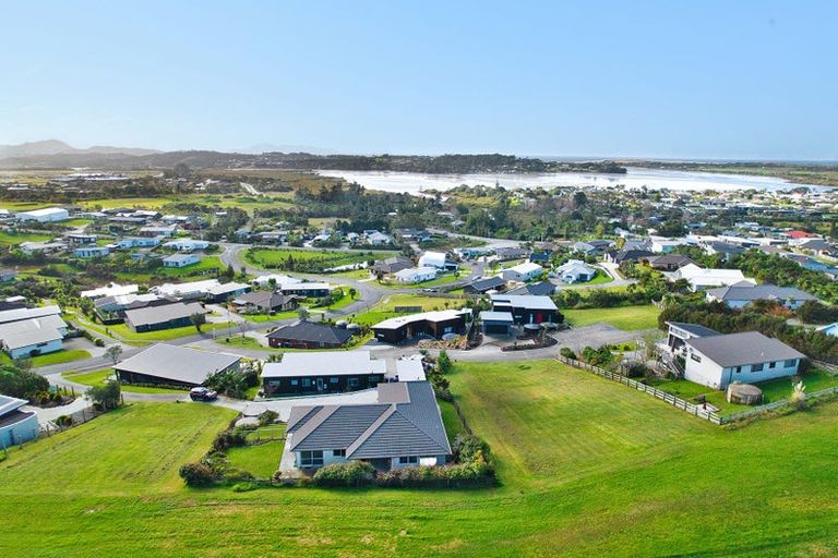 Photo of property in 27c Kahu Drive, Mangawhai, 0505