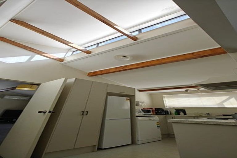 Photo of property in 51 Topliss Drive, Northcross, Auckland, 0632