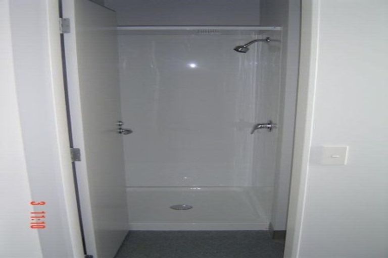 Photo of property in Urbane Apartments, 5/29 Webb Street, Mount Cook, Wellington, 6011