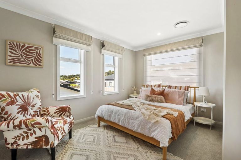 Photo of property in 9 Kukupa Lane, Long Bay, Auckland, 0630