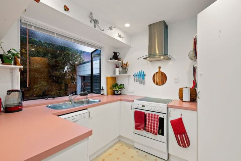 Photo of property in 63a/1 Colwill Road, Massey, Auckland, 0614