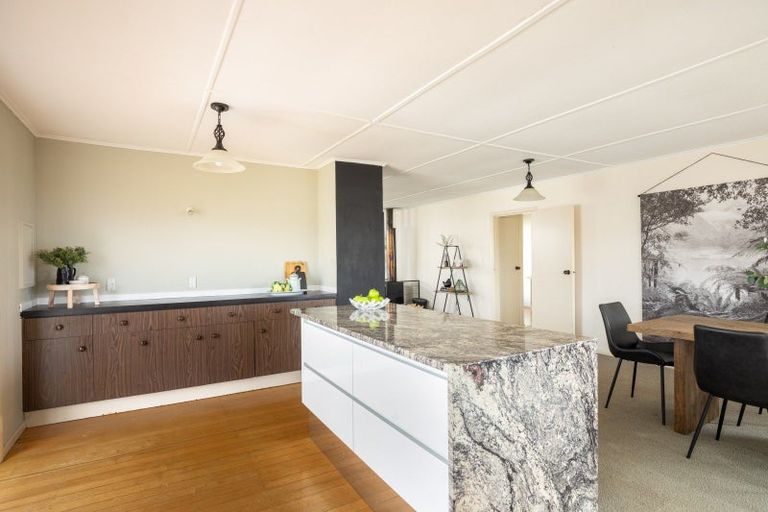 Photo of property in 1057 Junction Road, Egmont Village, New Plymouth, 4372