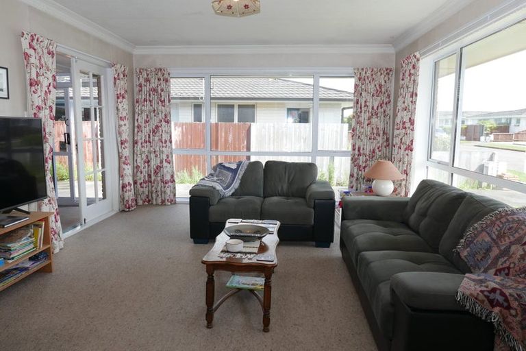 Photo of property in 20 Apollo Place, Papanui, Christchurch, 8052