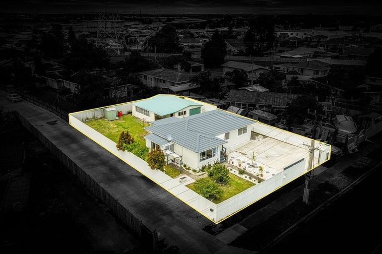 Photo of property in 33 Taka Street, Takanini, 2112