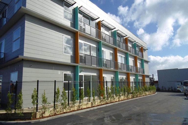 Photo of property in 19 Charles Street, Papatoetoe, Auckland, 2025