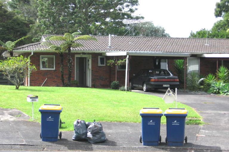 Photo of property in 2/22 Puketitiro Street, Glen Eden, Auckland, 0602