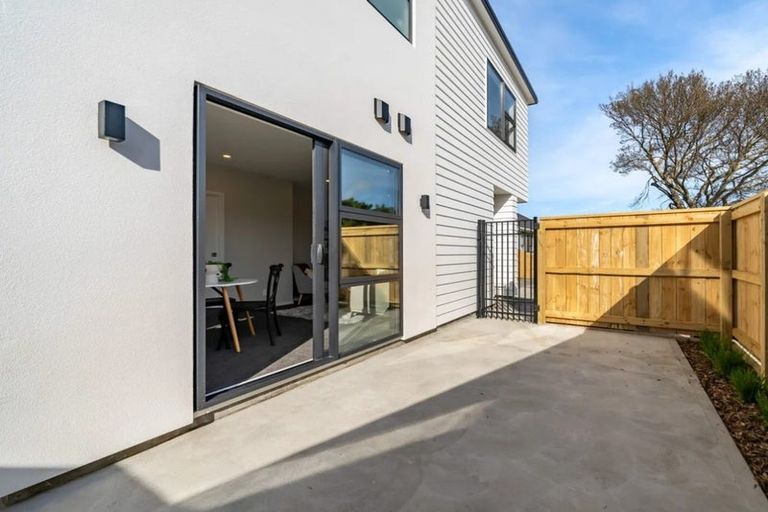 Photo of property in 380b Cambridge Terrace, Naenae, Lower Hutt, 5011