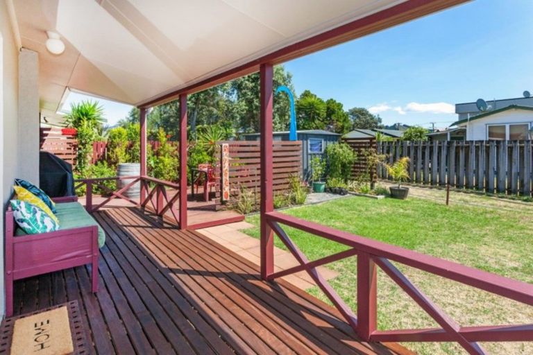 Photo of property in 605a Ocean Road, Whangamata, 3620