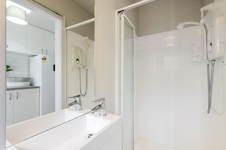 Photo of property in 4 Kenwyn Avenue, St Albans, Christchurch, 8052