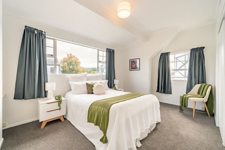 Photo of property in 11f5- John Street, Trentham, Upper Hutt, 5018