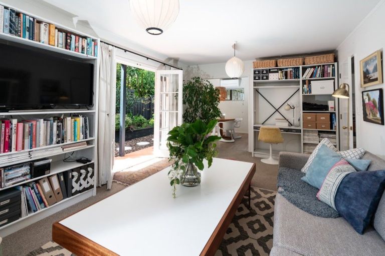 Photo of property in 85u4 Elizabeth Street, Mount Victoria, Wellington, 6011