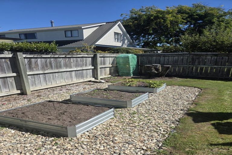 Photo of property in 2/75 Mclauchlan Street, Springlands, Blenheim, 7201