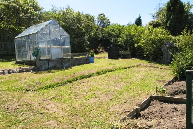 Photo of property in 3 Junction Road, Ravensbourne, Dunedin, 9022