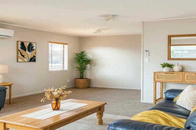 Photo of property in 60c Rata Road, Raumati Beach, Paraparaumu, 5032