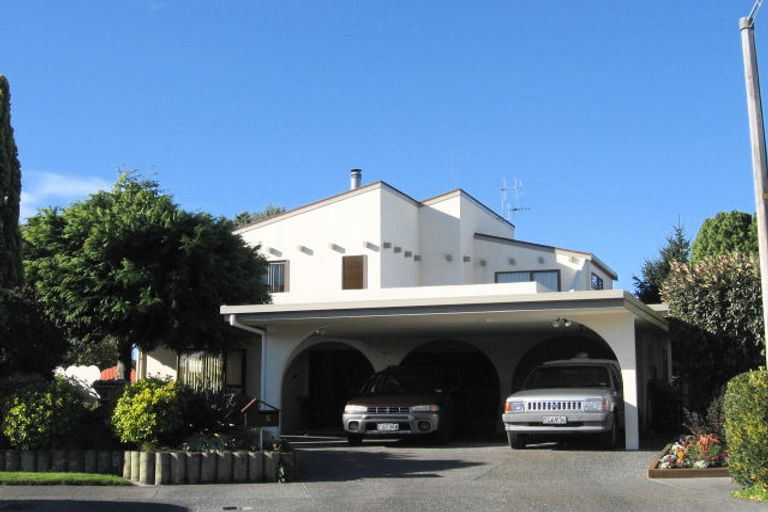 Photo of property in 5 Moana Place, Taradale, Napier, 4112